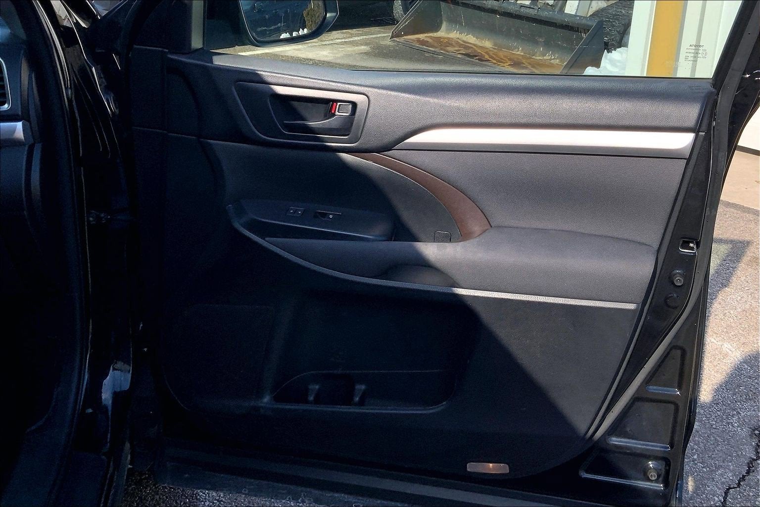 2016 Toyota Highlander LE