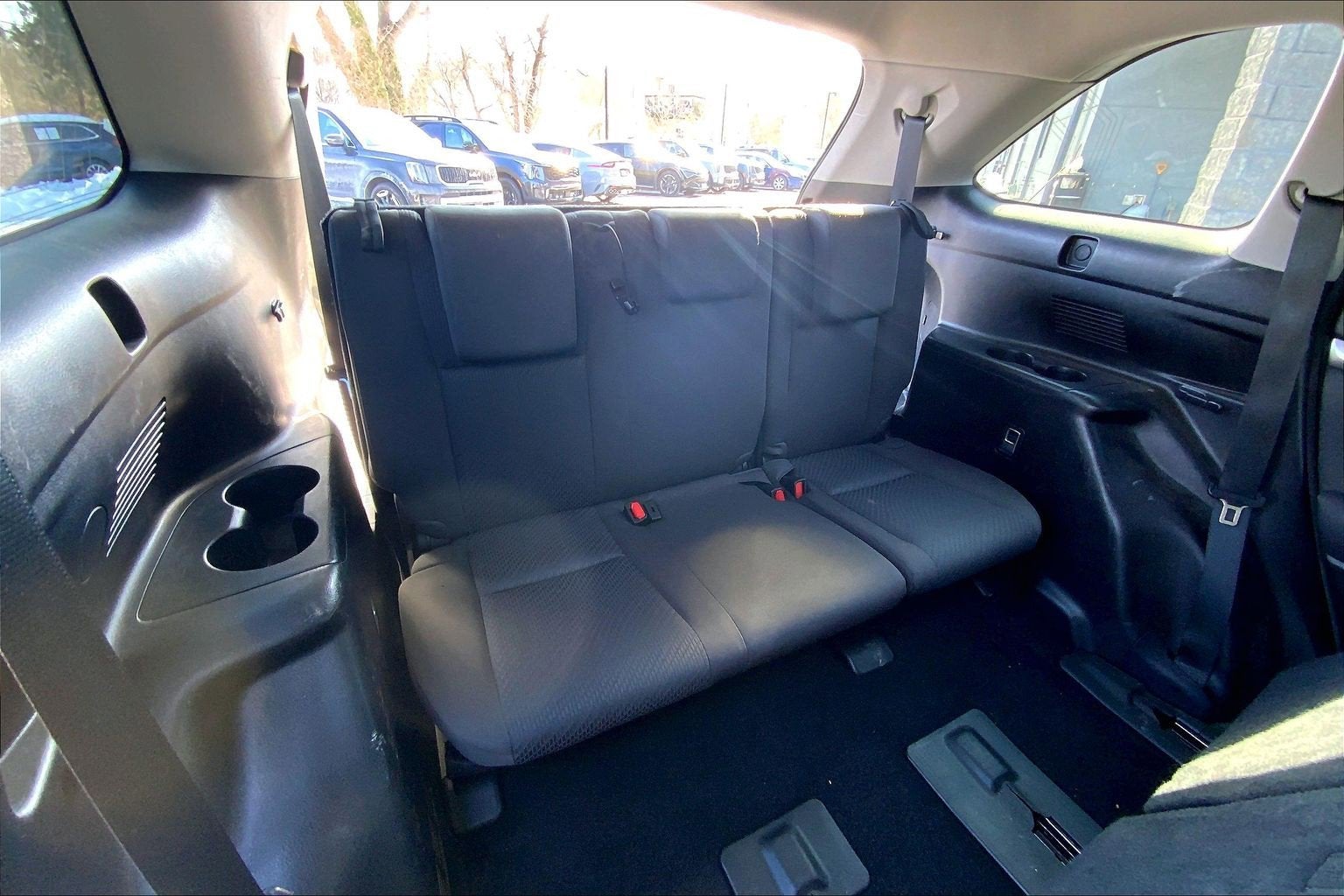 2016 Toyota Highlander LE