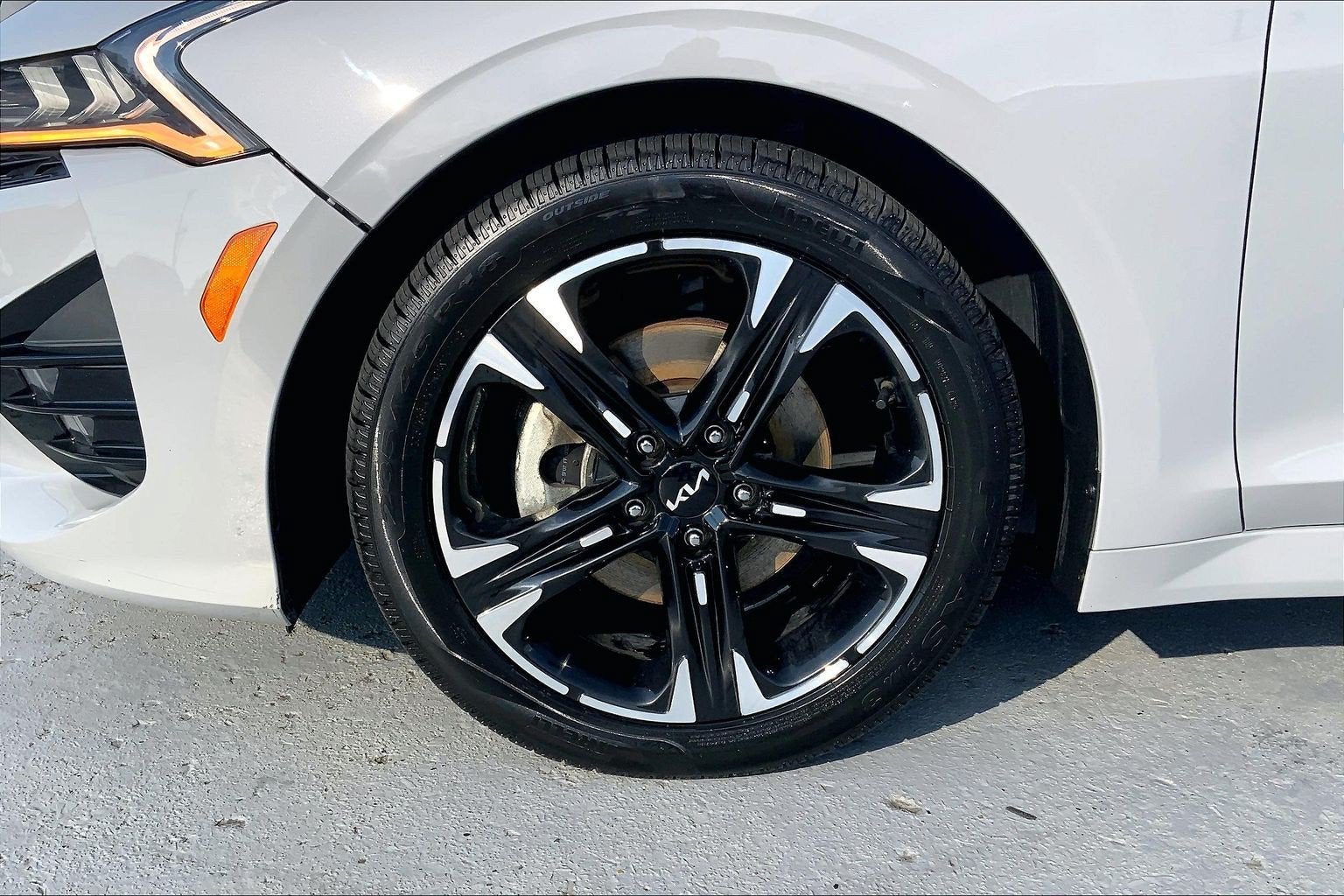 2024 Kia K5 GT-Line