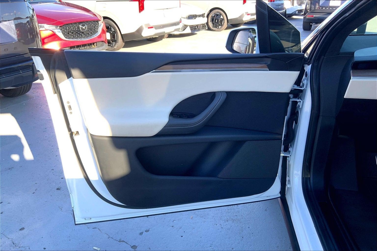 2023 Tesla Model X Long Range