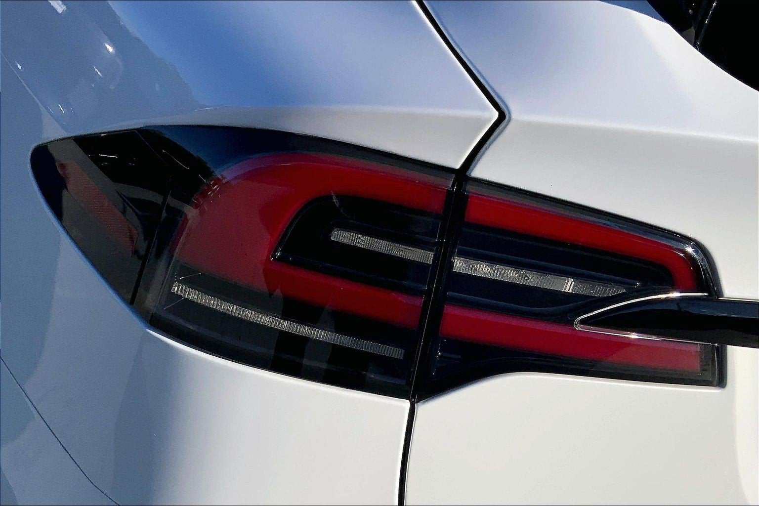 2023 Tesla Model X Long Range