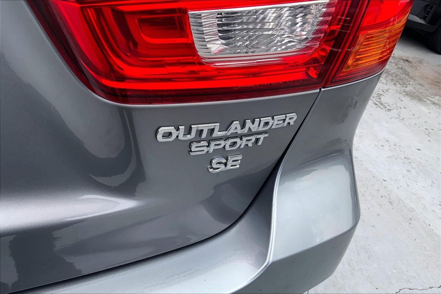 2019 Mitsubishi Outlander Sport SE 2.0