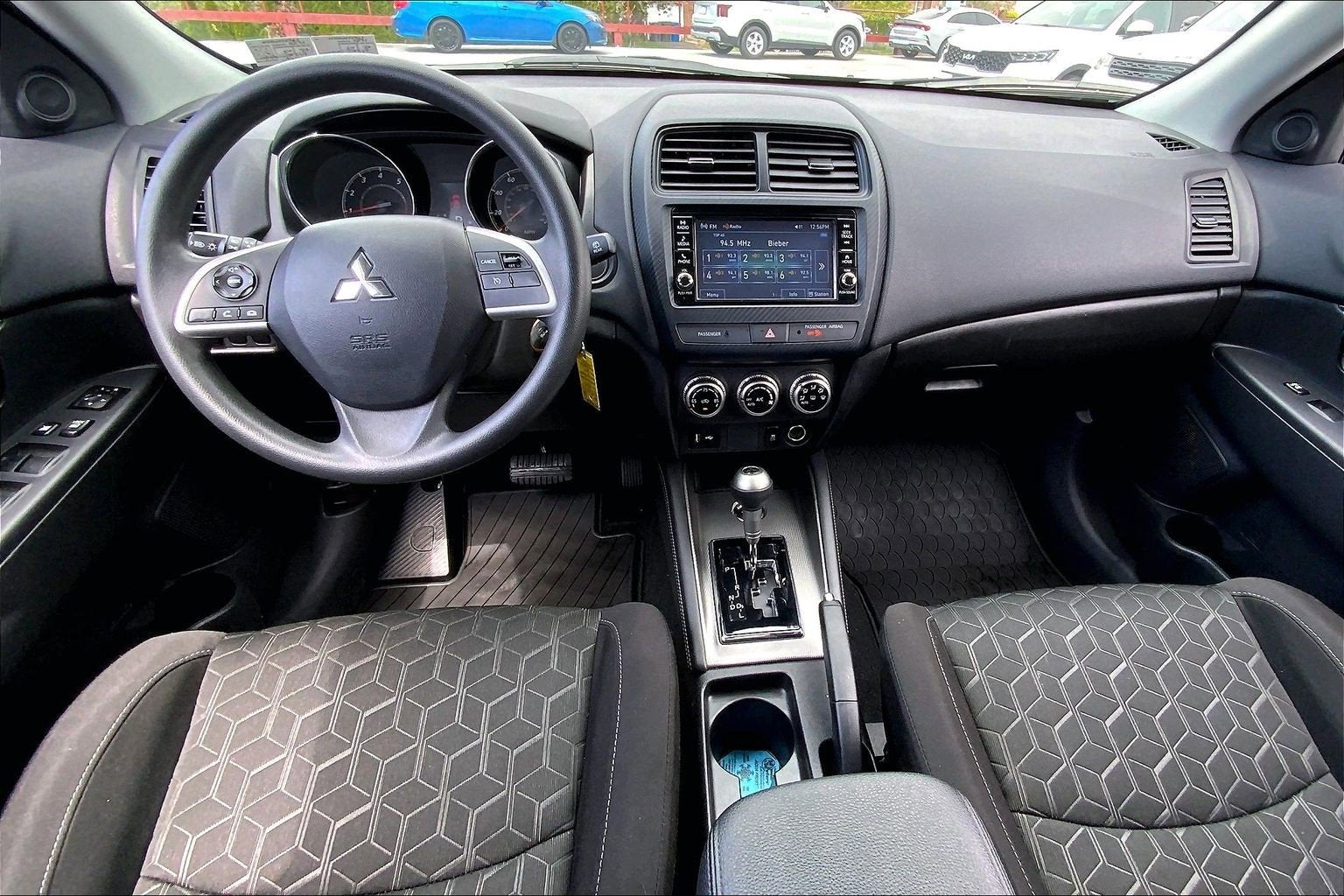 2025 Mitsubishi Outlander Sport ES