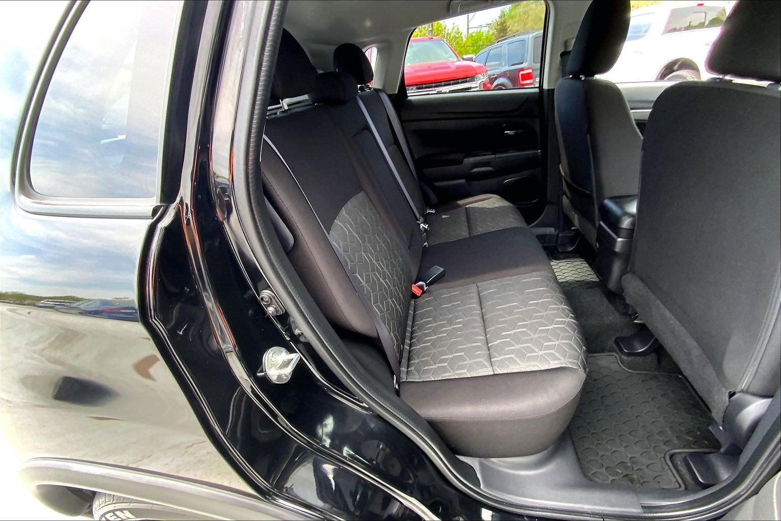 2025 Mitsubishi Outlander Sport ES