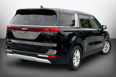 2023 Kia Carnival LX