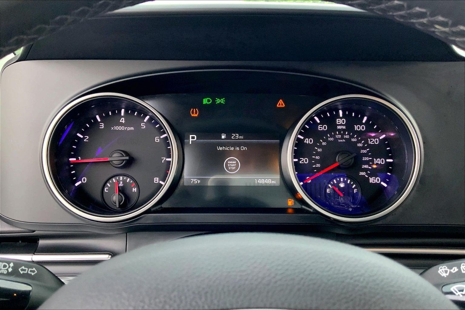 2023 Kia Carnival LX