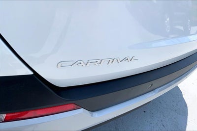 2025 Kia Carnival LXS