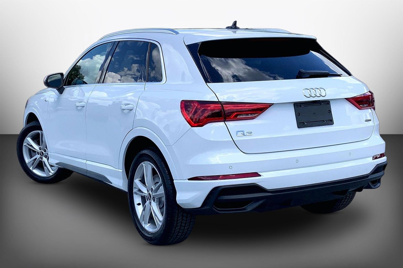 2021 Audi Q3 S line Premium Plus