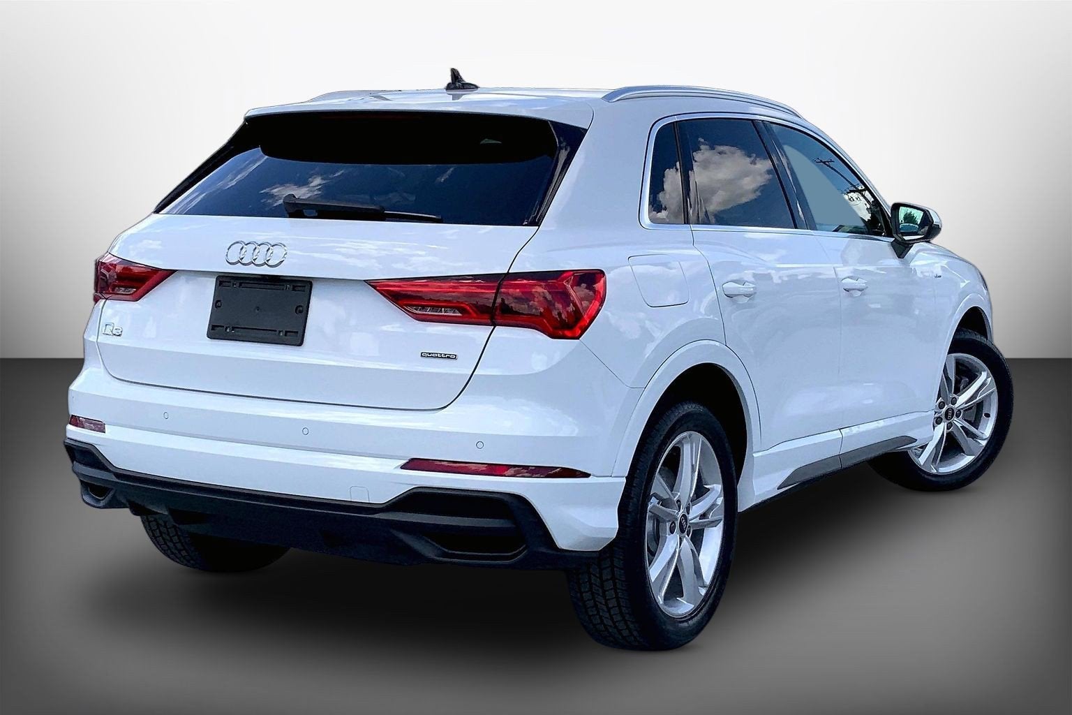 2021 Audi Q3 S line Premium Plus