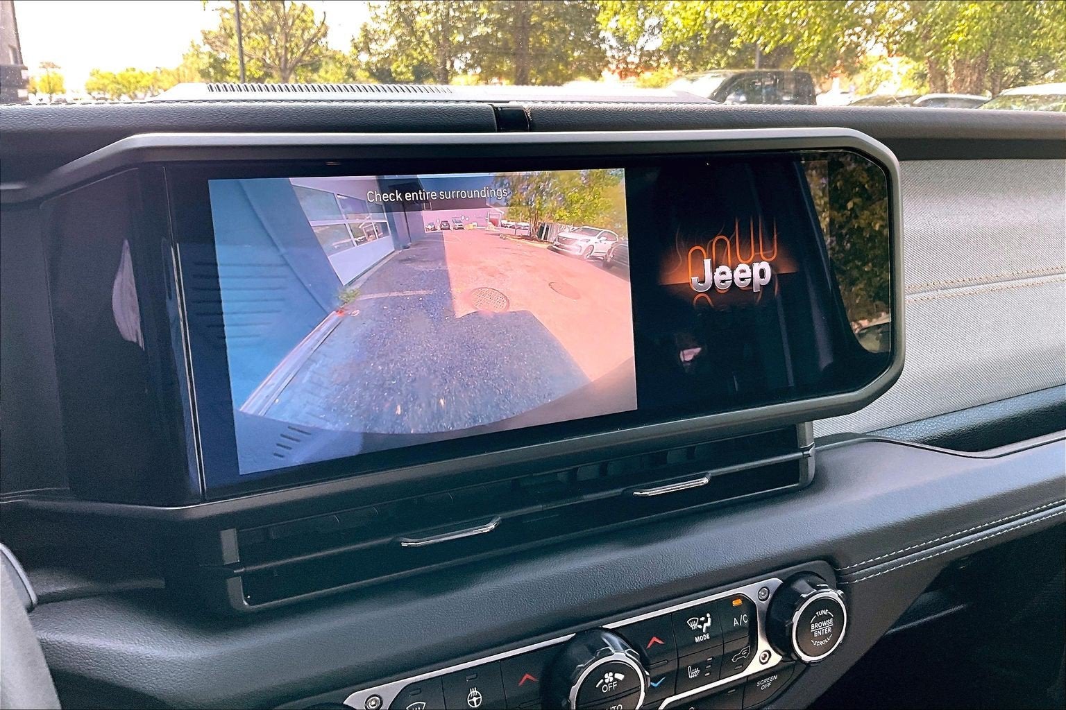 2024 Jeep Wrangler 4xe Sahara 4XE - Photo 27