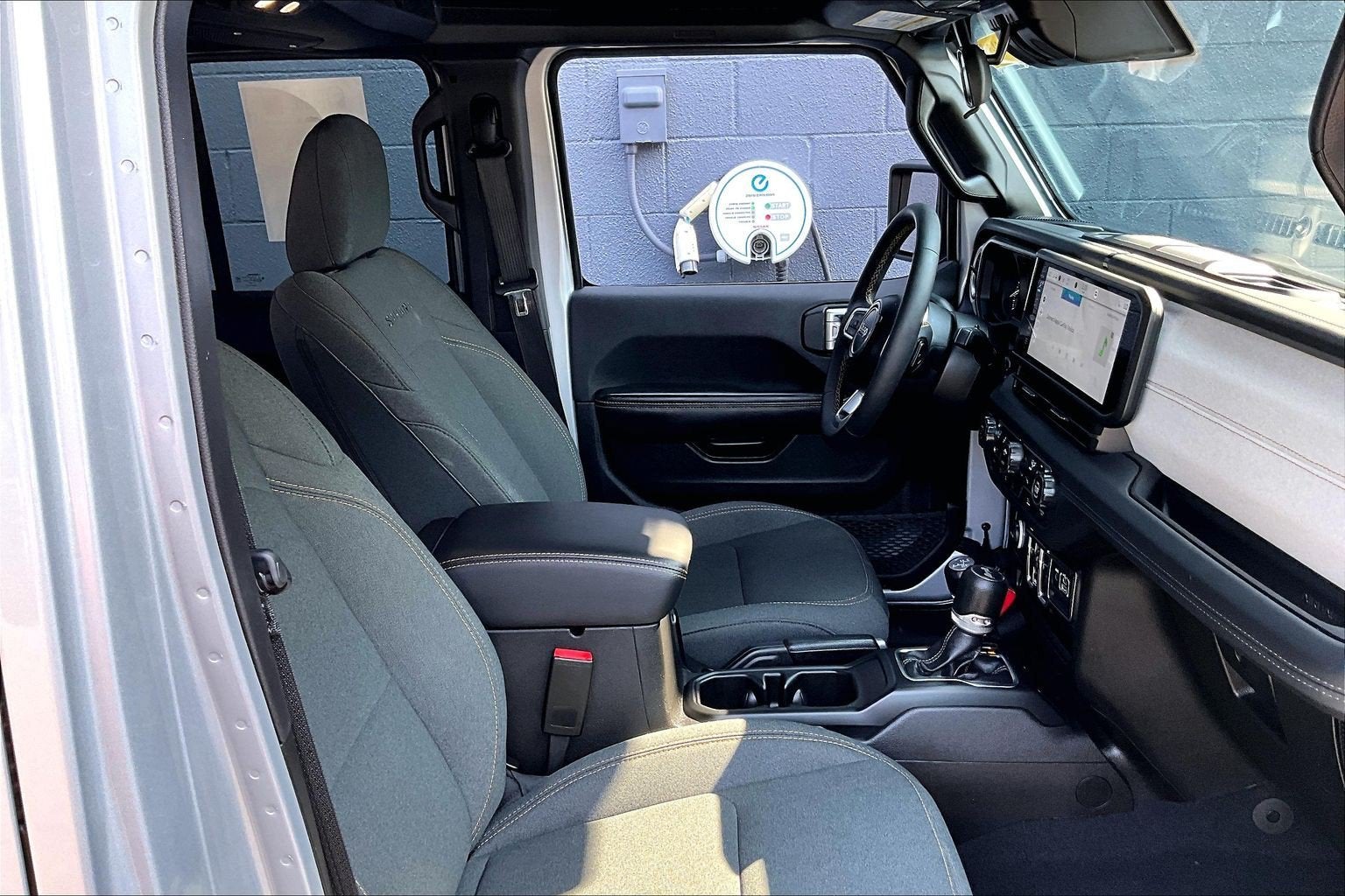 2024 Jeep Wrangler 4xe Sahara 4XE - Photo 9