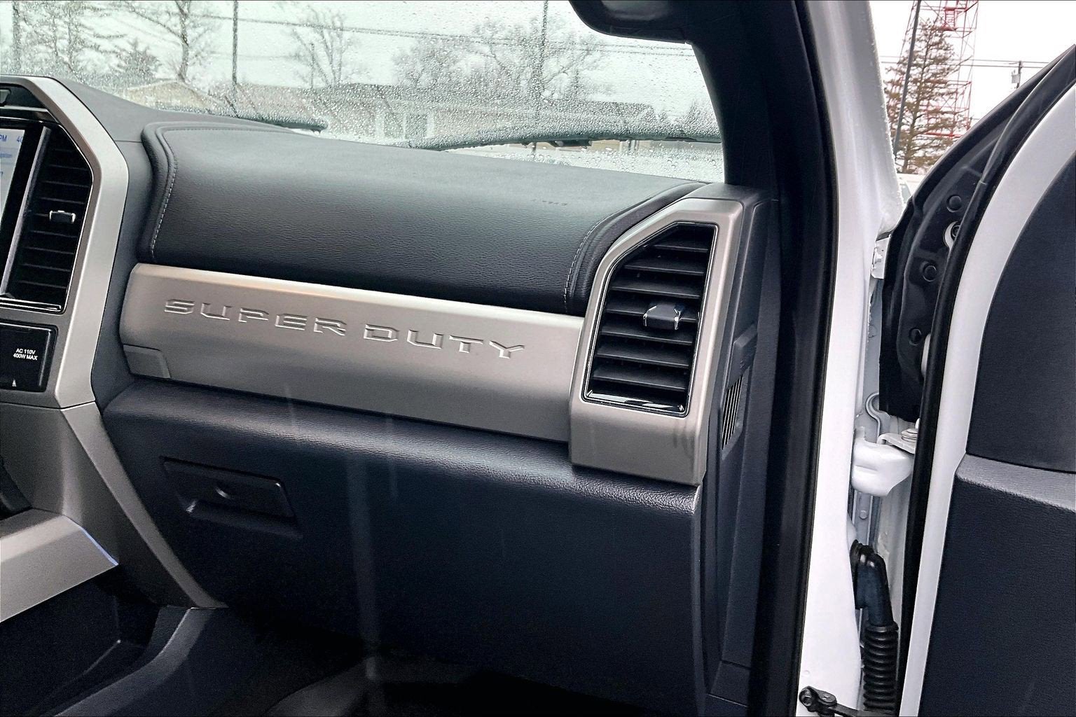 2022 Ford Super Duty F-250 SRW LARIAT