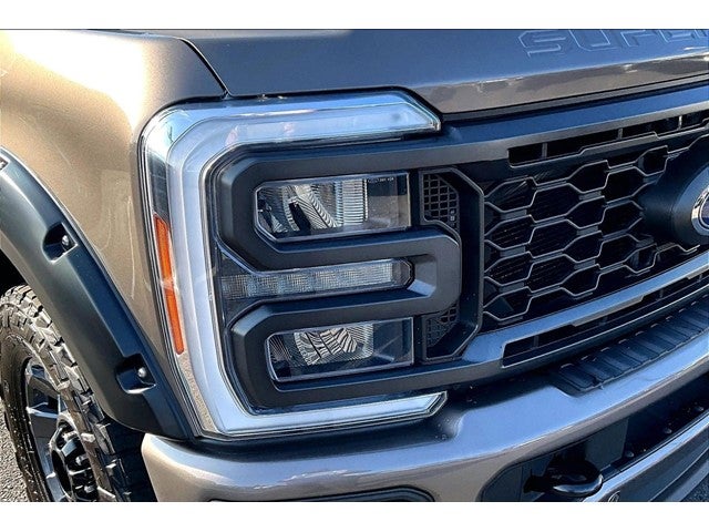 2023 Ford Super Duty F-350 SRW LARIAT