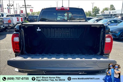 2024 GMC Canyon 4WD AT4