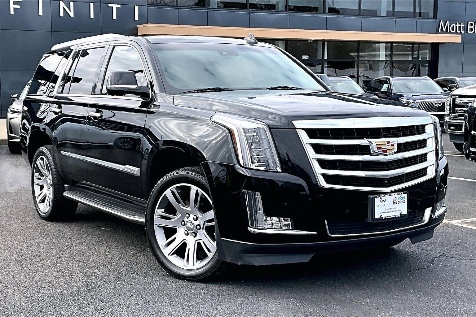 2016 Cadillac Escalade Luxury Collection