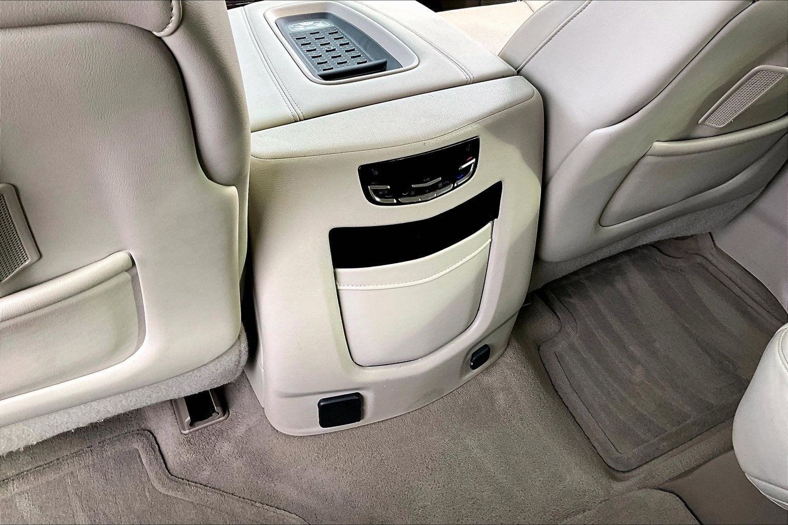 2016 Cadillac Escalade Luxury Collection