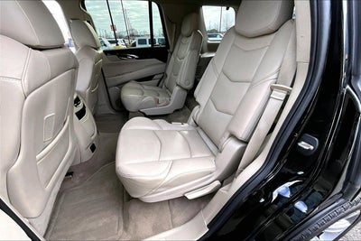 2016 Cadillac Escalade Luxury Collection