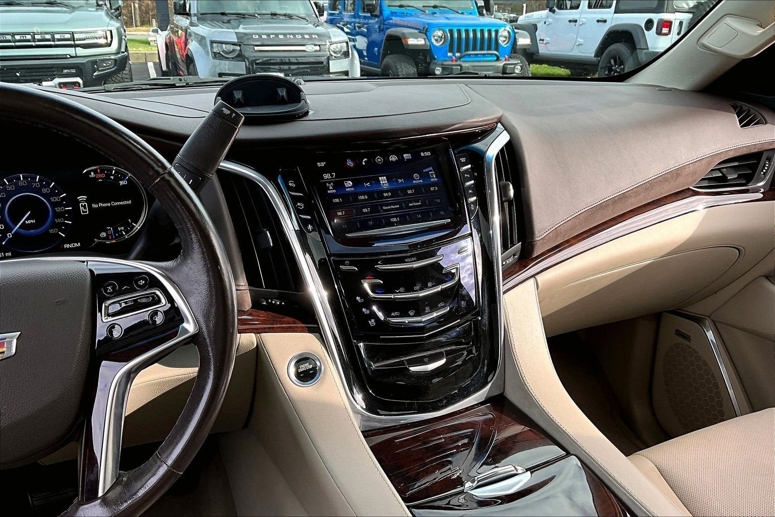 2016 Cadillac Escalade Luxury Collection