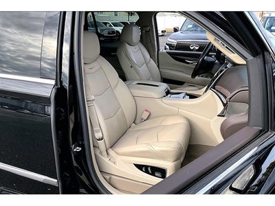2016 Cadillac Escalade Luxury Collection