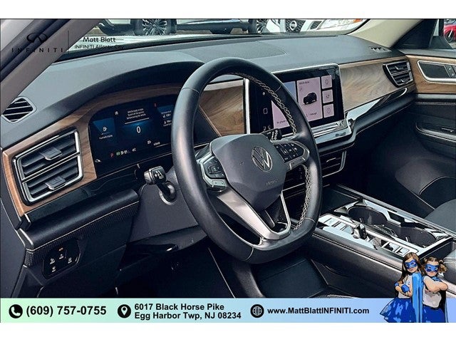 2025 Volkswagen Atlas 2.0T SE w/Technology