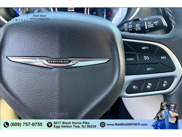 2024 Chrysler Pacifica Touring L