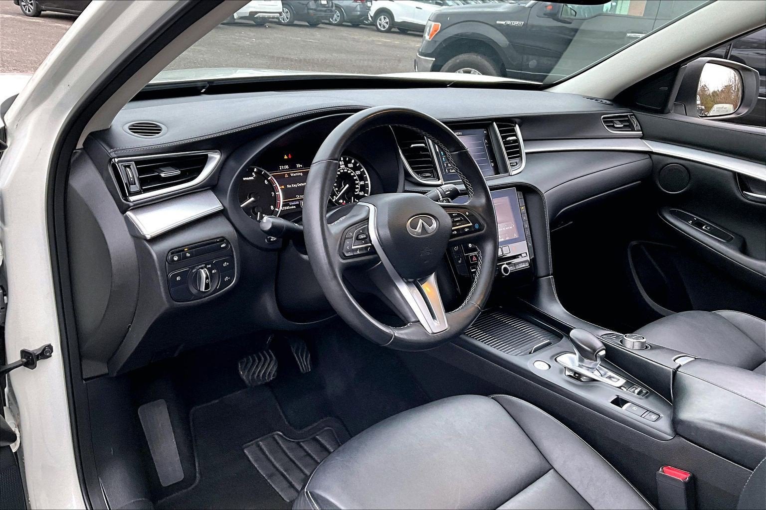 2021 INFINITI QX50 LUXE