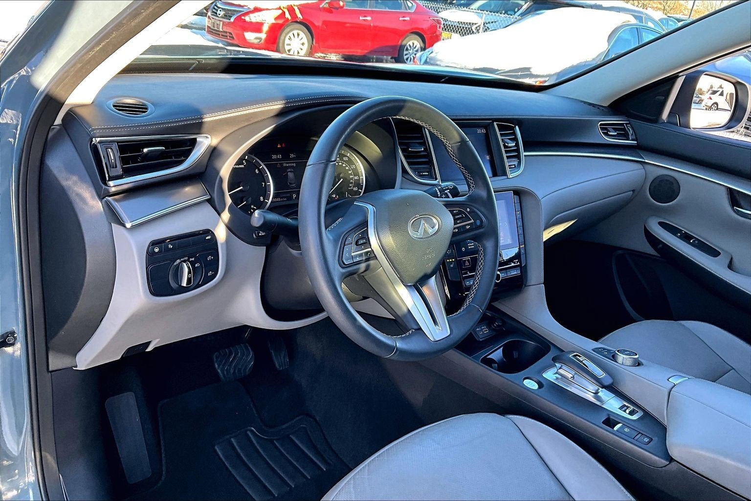 2023 INFINITI QX50 LUXE FWD