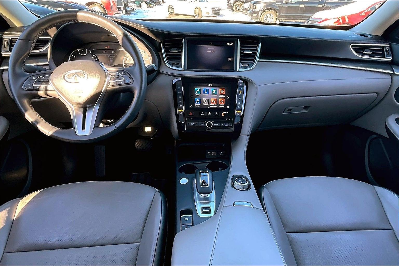 2023 INFINITI QX50 LUXE FWD