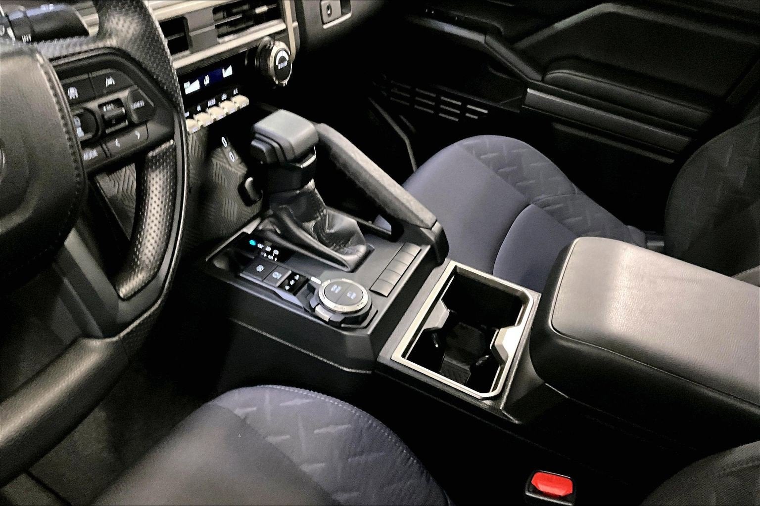 2024 Toyota Tacoma 4WD SR5