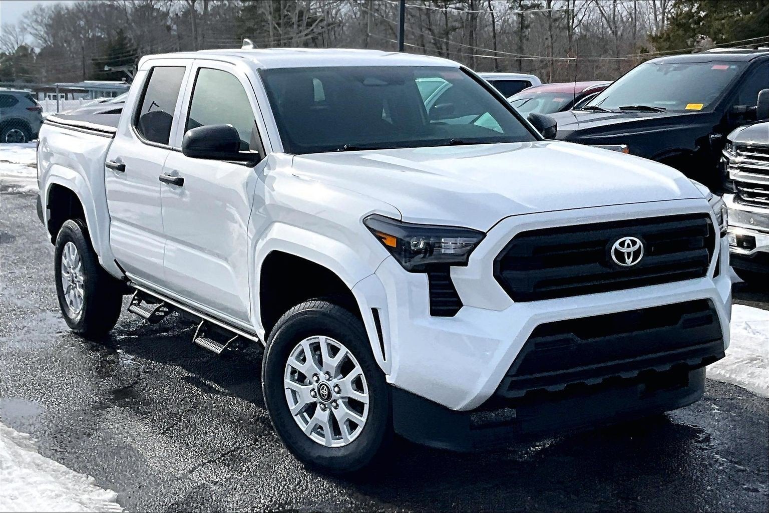 2025 Toyota Tacoma 4WD SR
