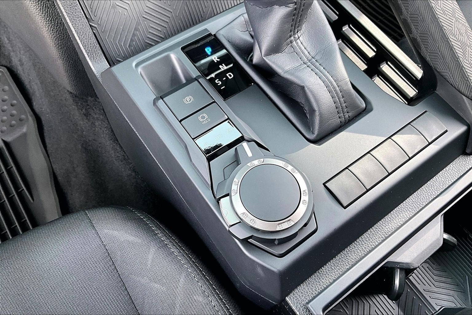 2025 Toyota Tacoma 4WD SR