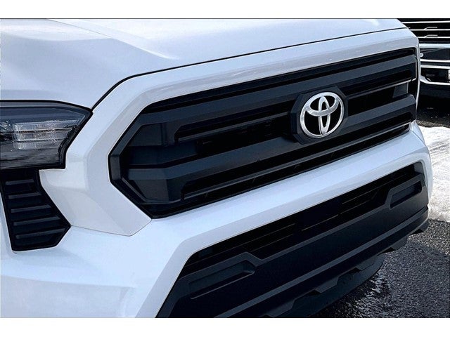 2025 Toyota Tacoma 4WD SR