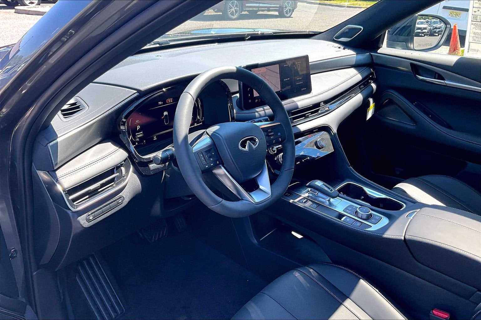 2027 INFINITI QX65 Luxe AWD