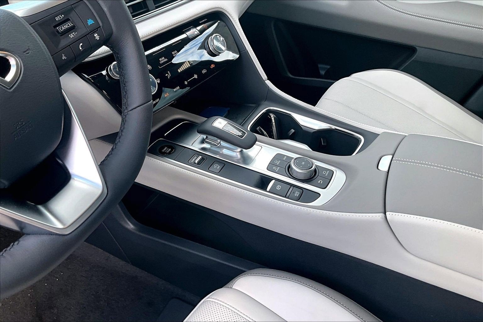 2027 INFINITI QX60 Luxe AWD