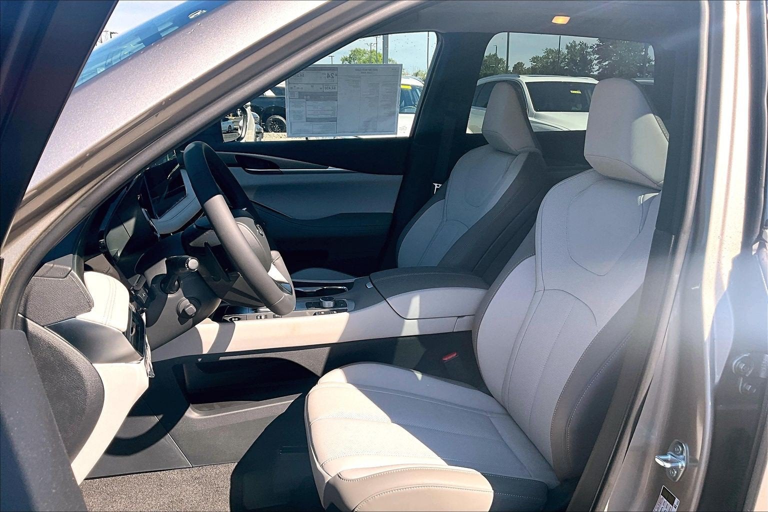 2027 INFINITI QX60 Luxe AWD
