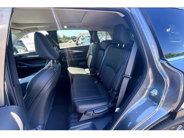 2027 INFINITI QX60 Luxe AWD