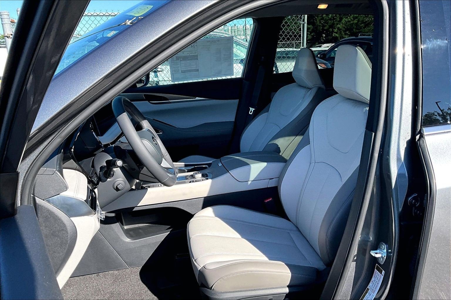 2027 INFINITI QX60 Luxe AWD