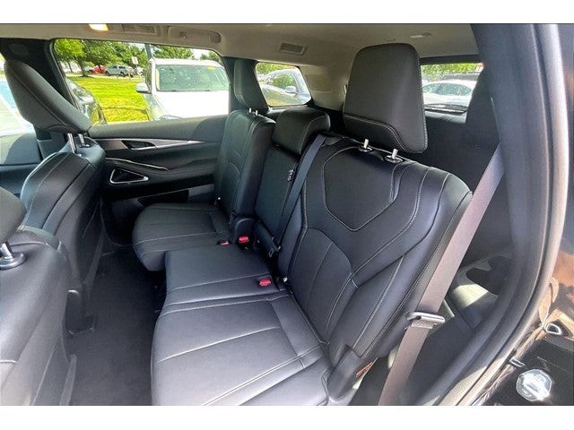 2027 INFINITI QX60 Luxe AWD