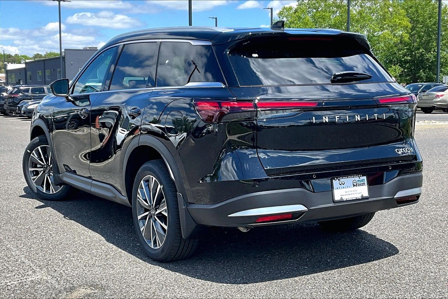 2027 INFINITI QX60 Luxe AWD