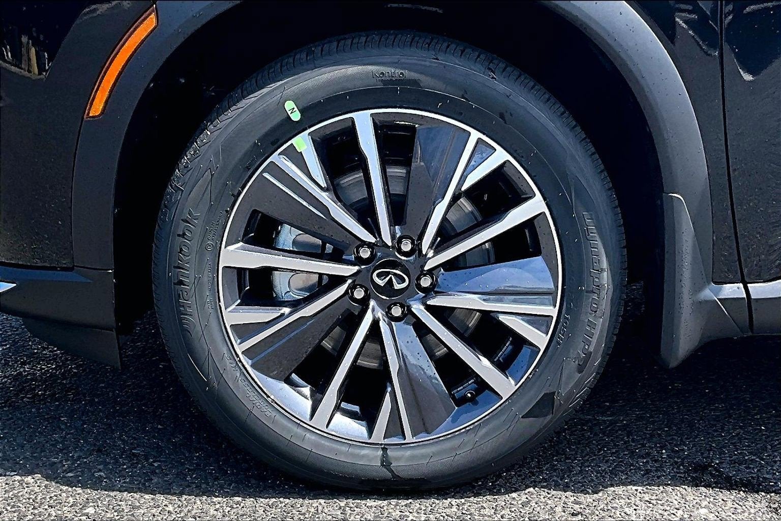 2027 INFINITI QX60 Luxe AWD