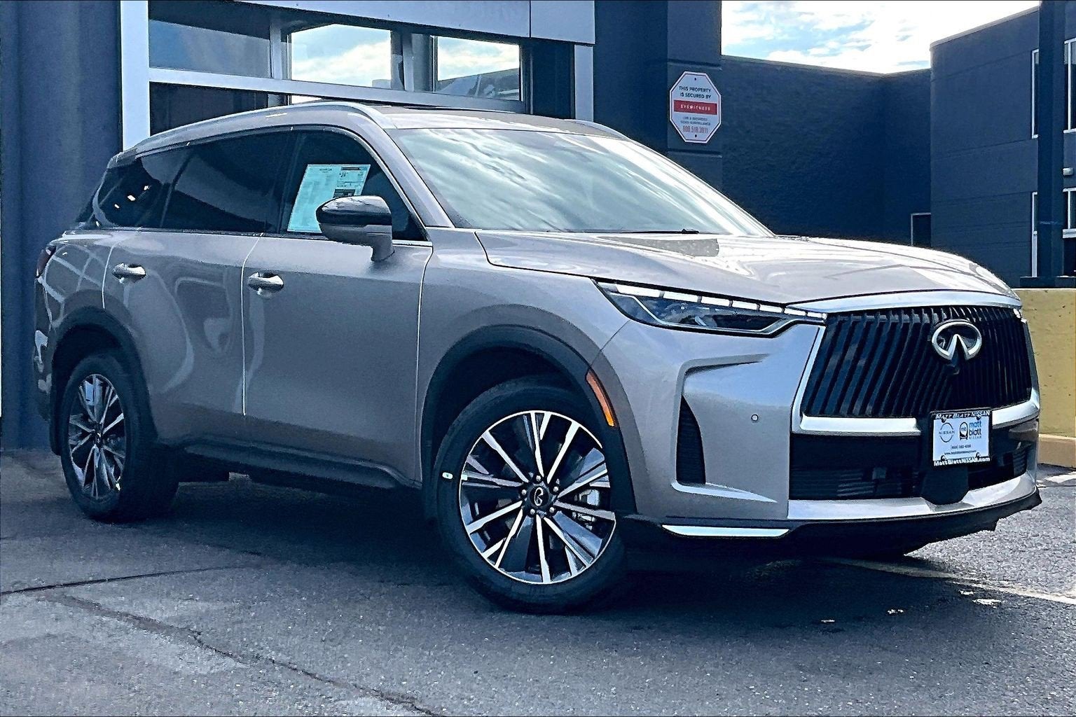 2027 INFINITI QX60 Luxe AWD