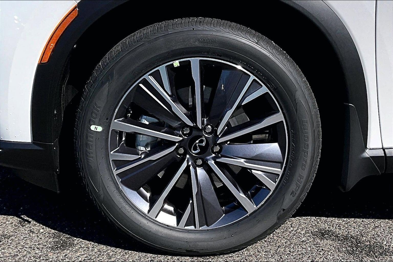 2027 INFINITI QX60 Luxe AWD