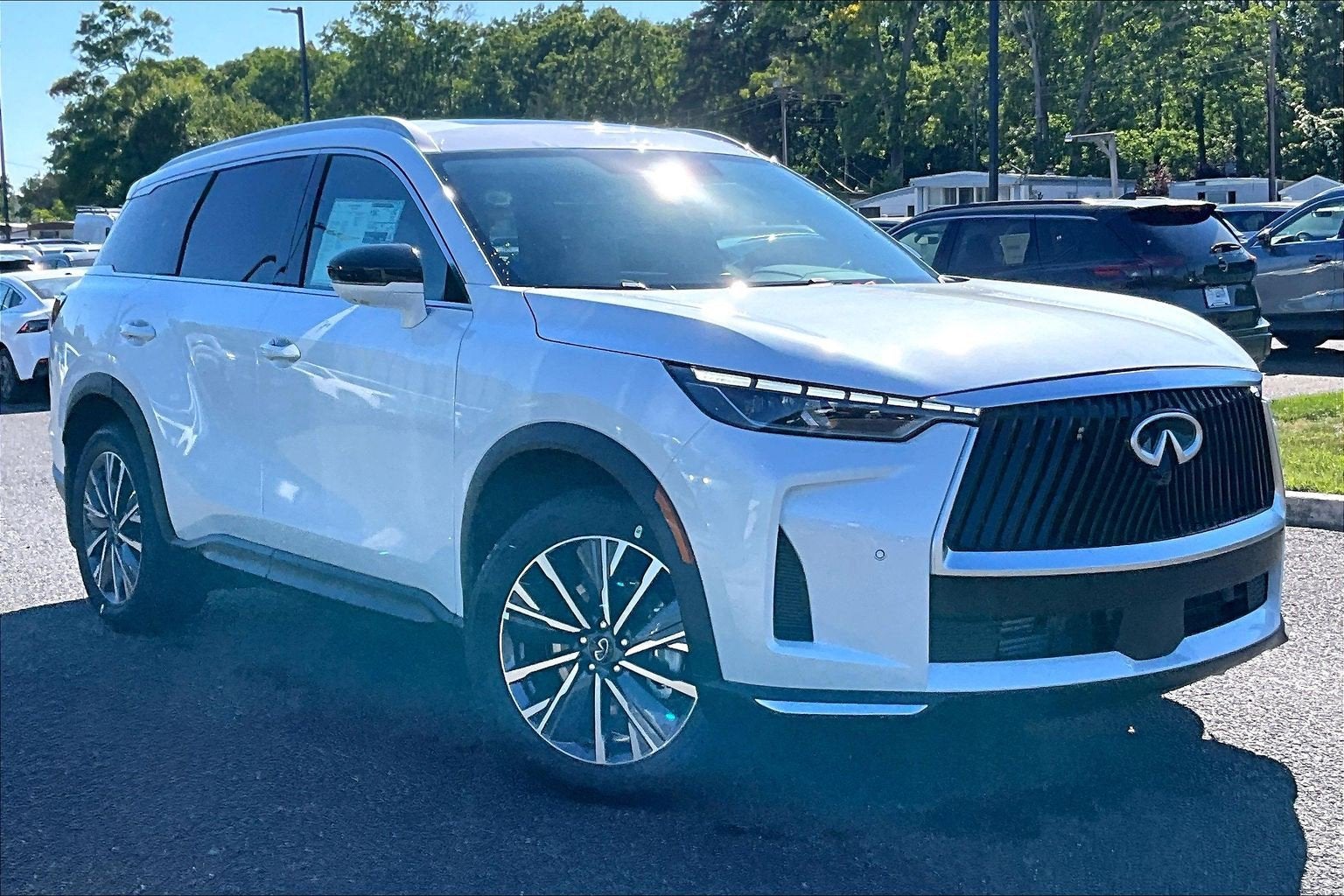 2027 INFINITI QX60 Luxe AWD