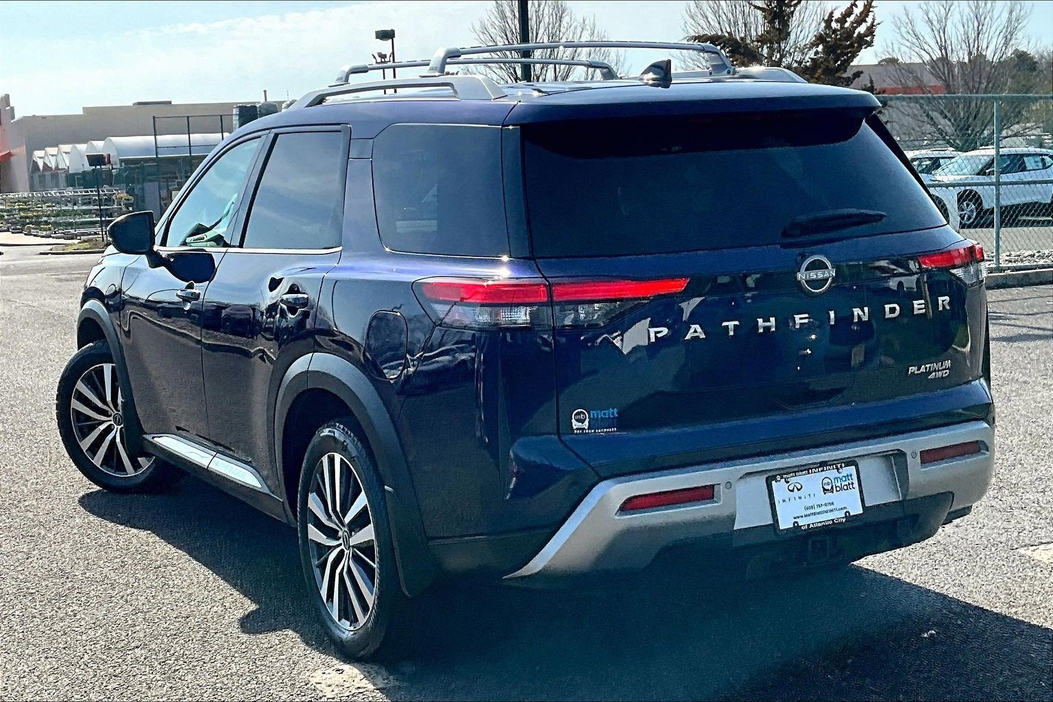 2022 Nissan Pathfinder Platinum