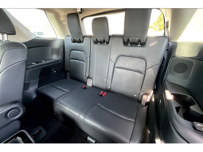 2022 Nissan Pathfinder Platinum