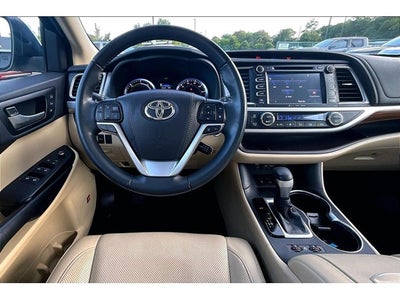 2019 Toyota Highlander Hybrid Limited Platinum