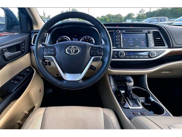 2019 Toyota Highlander Hybrid Limited Platinum