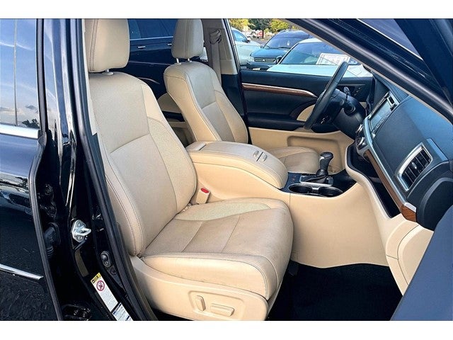 2019 Toyota Highlander Hybrid Limited Platinum