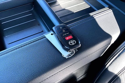 2023 Toyota Tundra 4WD SR5