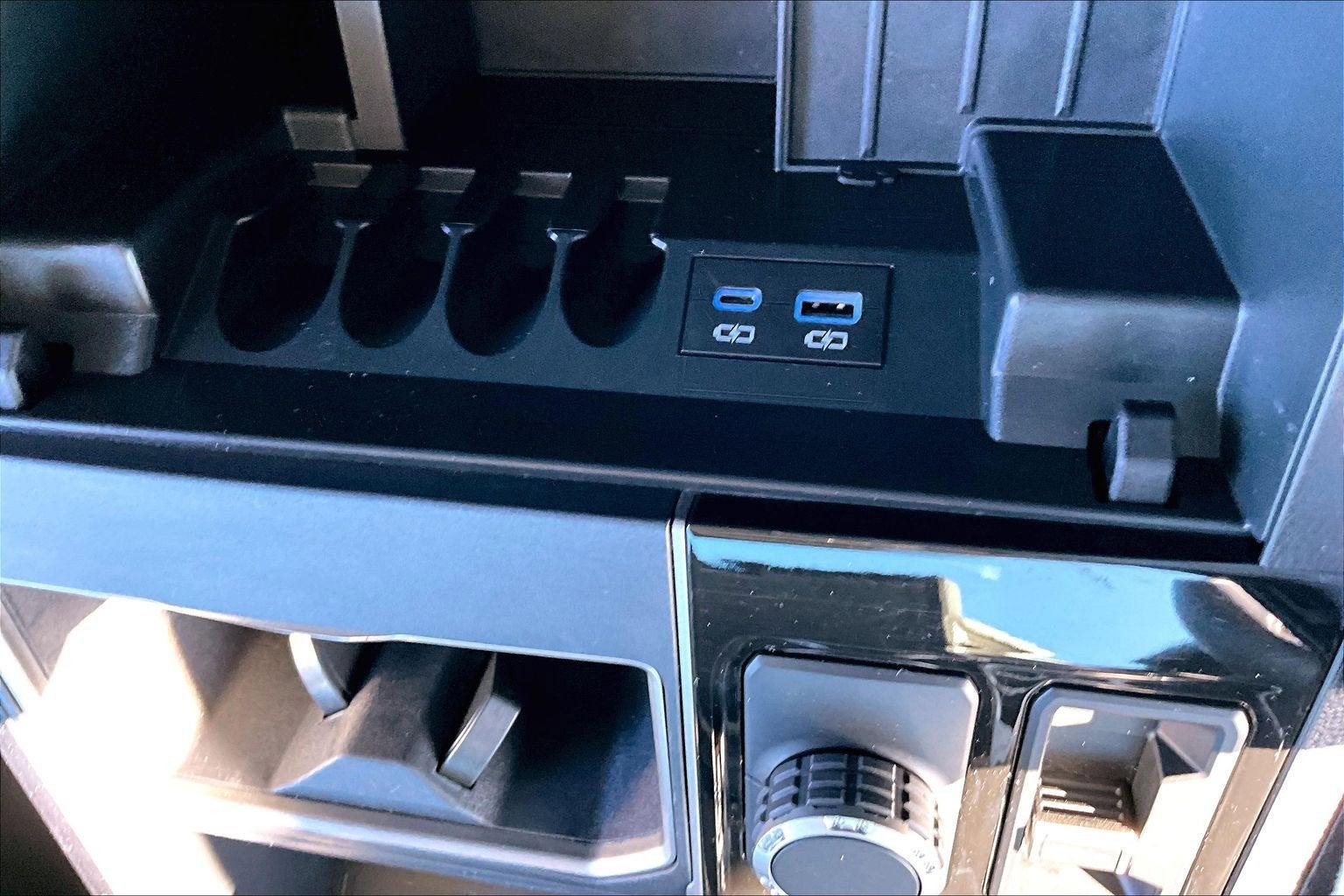 2023 Toyota Tundra 4WD SR5